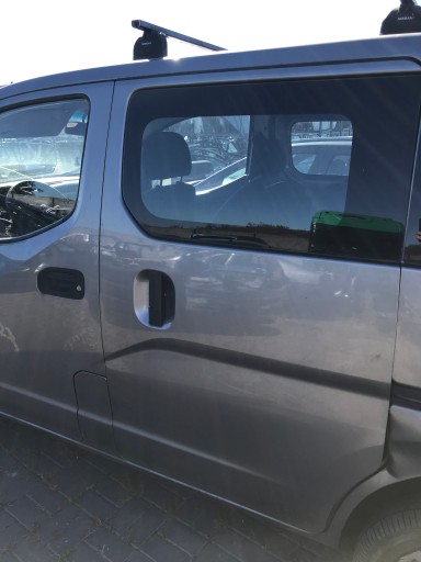 Nissan nv200 2009- левые двери k51 w