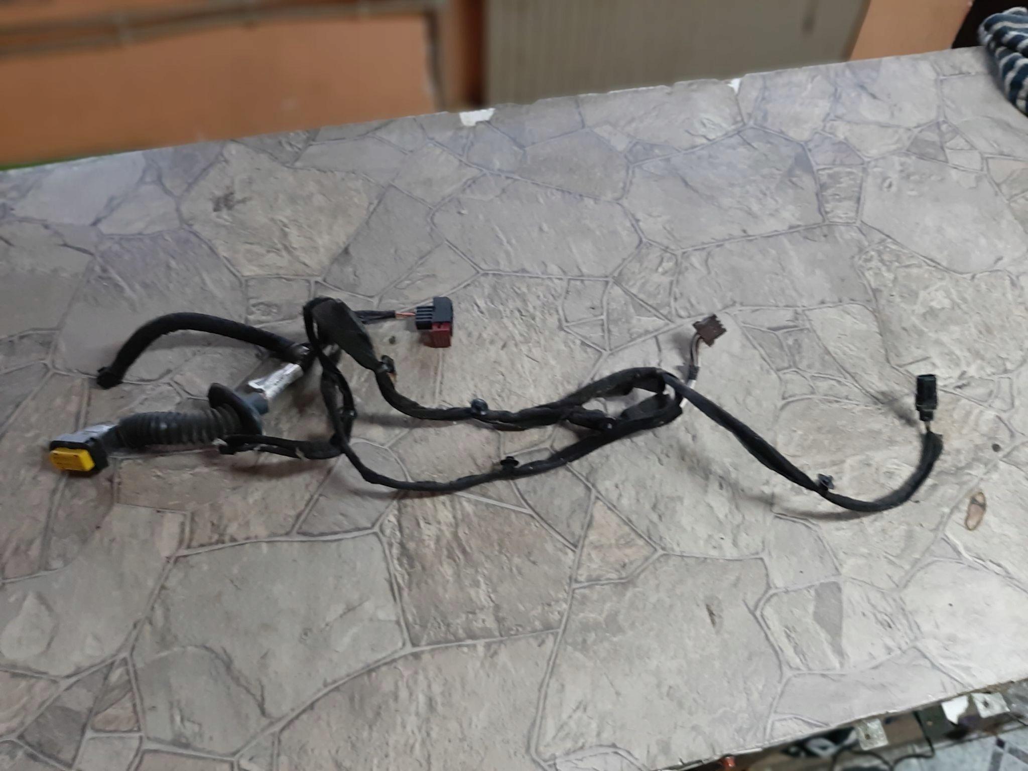 8200621567 93858817 - NISSAN PRIMASTAR 02 + ЖГУТ ПРОВОДОВ ПРАВОЙ ДВЕРИ