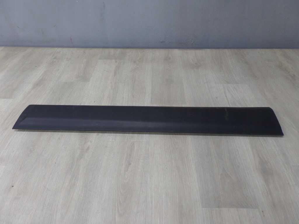 80870-4EA0A - NISSAN QASHQAI II J11 17-накладка на двері