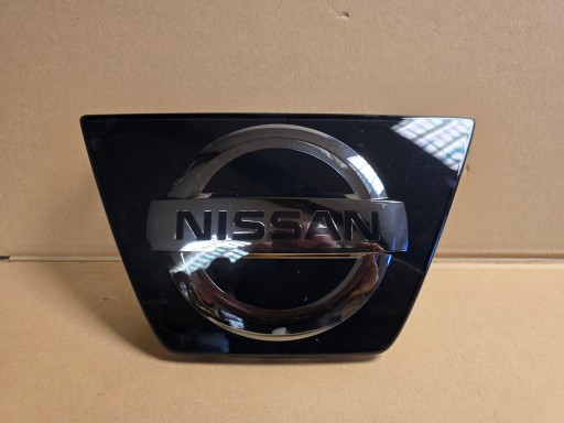 NISSAN QASHQAI II J11 LIFT БЕЙДЖ 62890HV01A