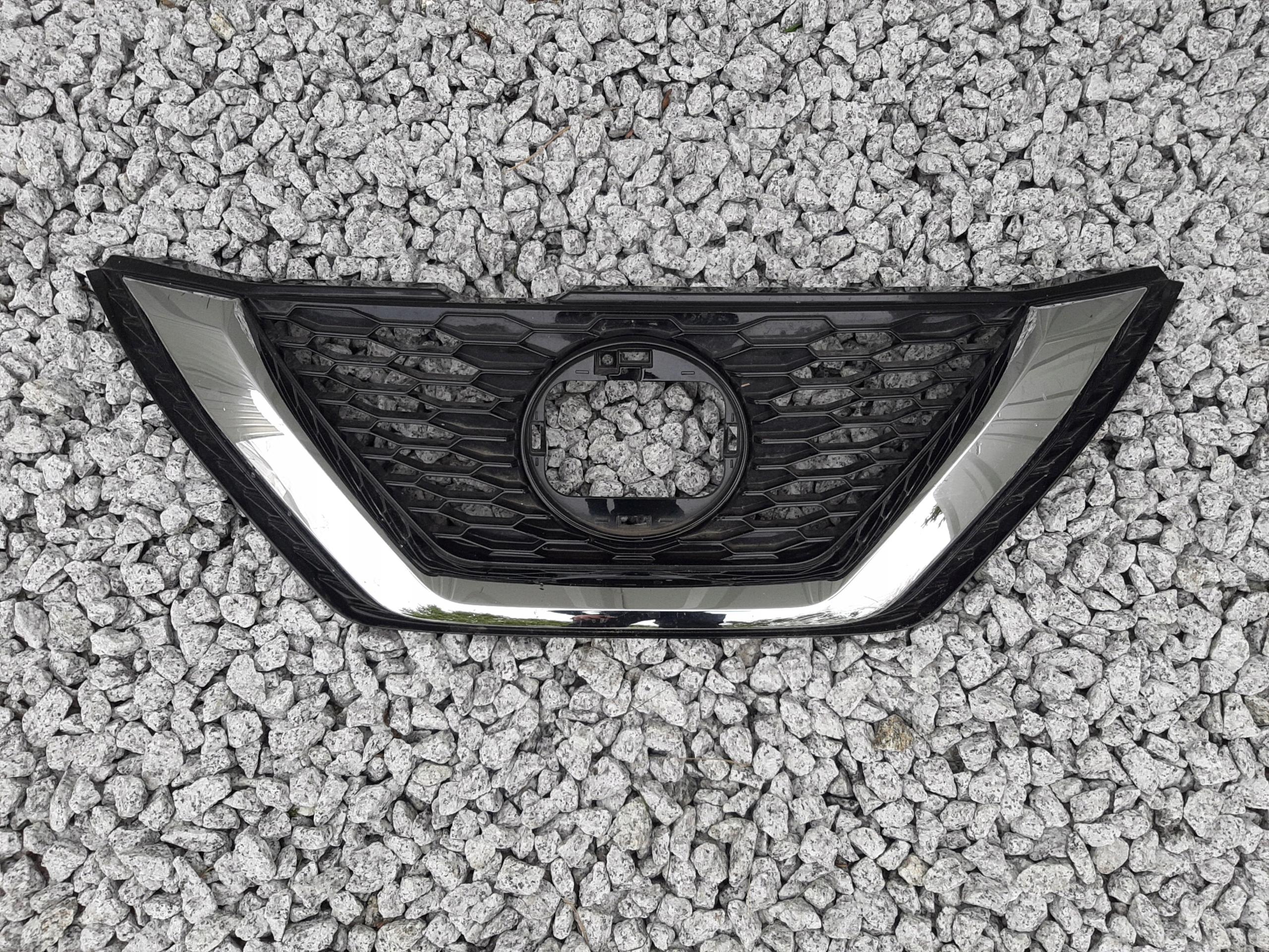 NISSAN QASHQAI II ЛИФТ ГРИЛЬ РЕШЕТКА