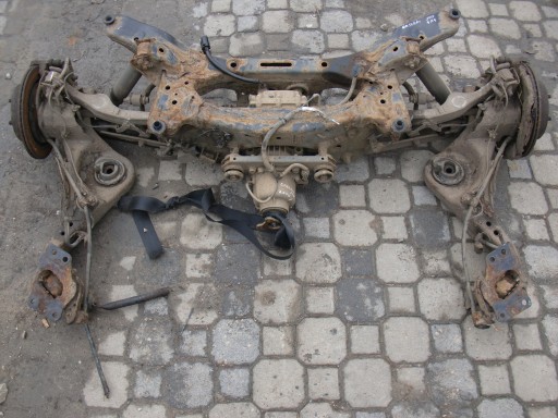 mercedes413 1 - Nissan qashqai j10 2.0dci система заднього підминника paster 4x4 4wd