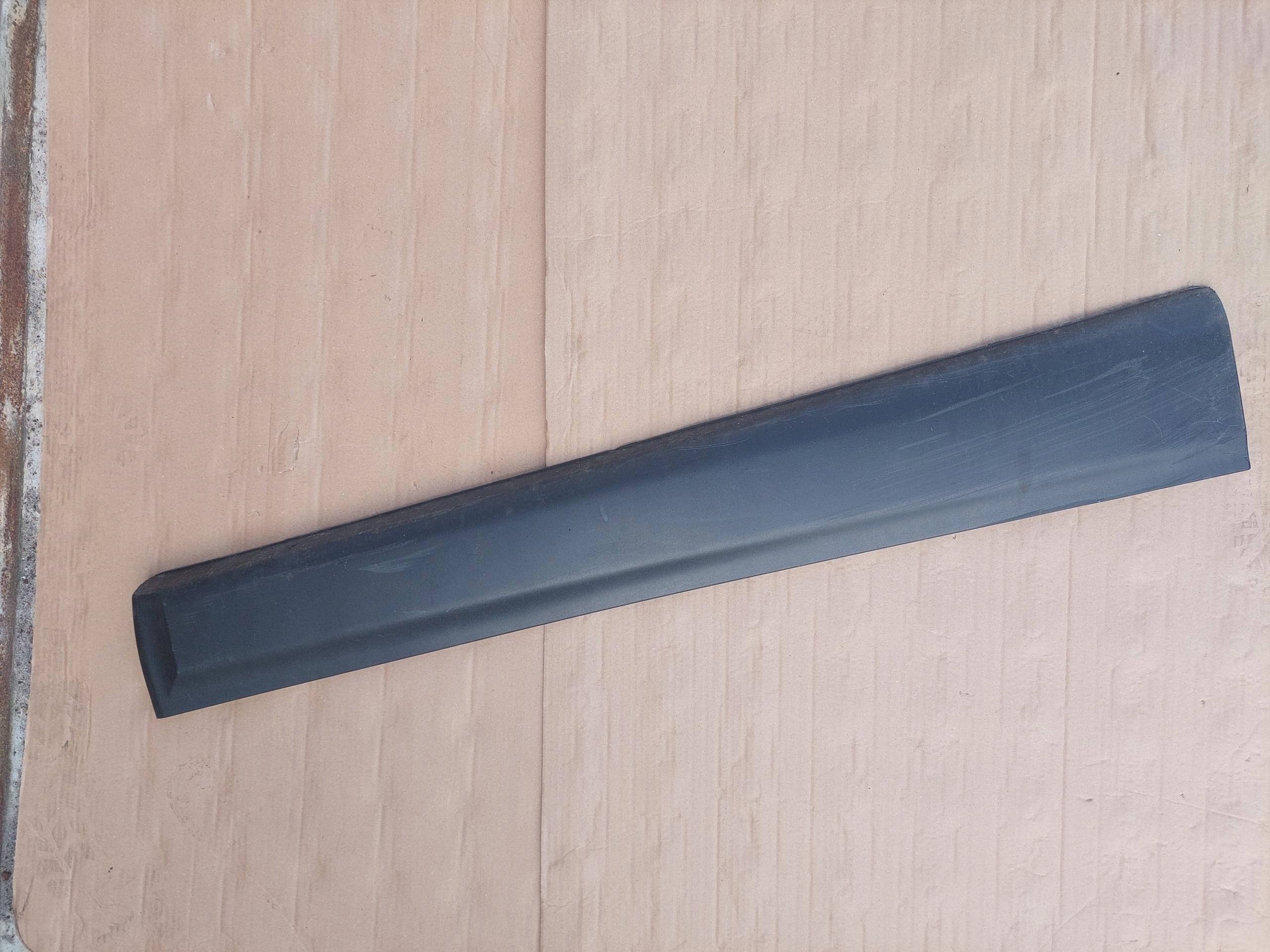 828704EA0A - NISSAN QASHQAI J11 накладка передньої правої двері