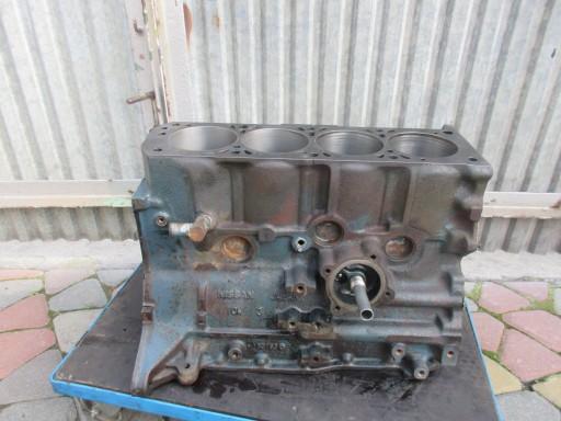 Z24 173909W - NISSAN TERRANO I 86-96 3D 2.4i Z24i БЛОК ДВИГАТЕЛЯ