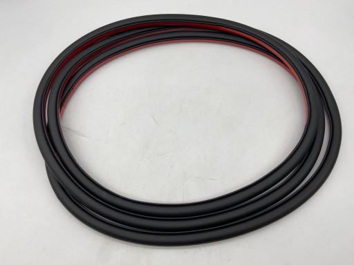 1K5837702B5AP - Новий ORG ущільнення передніх дверей VW JETTA