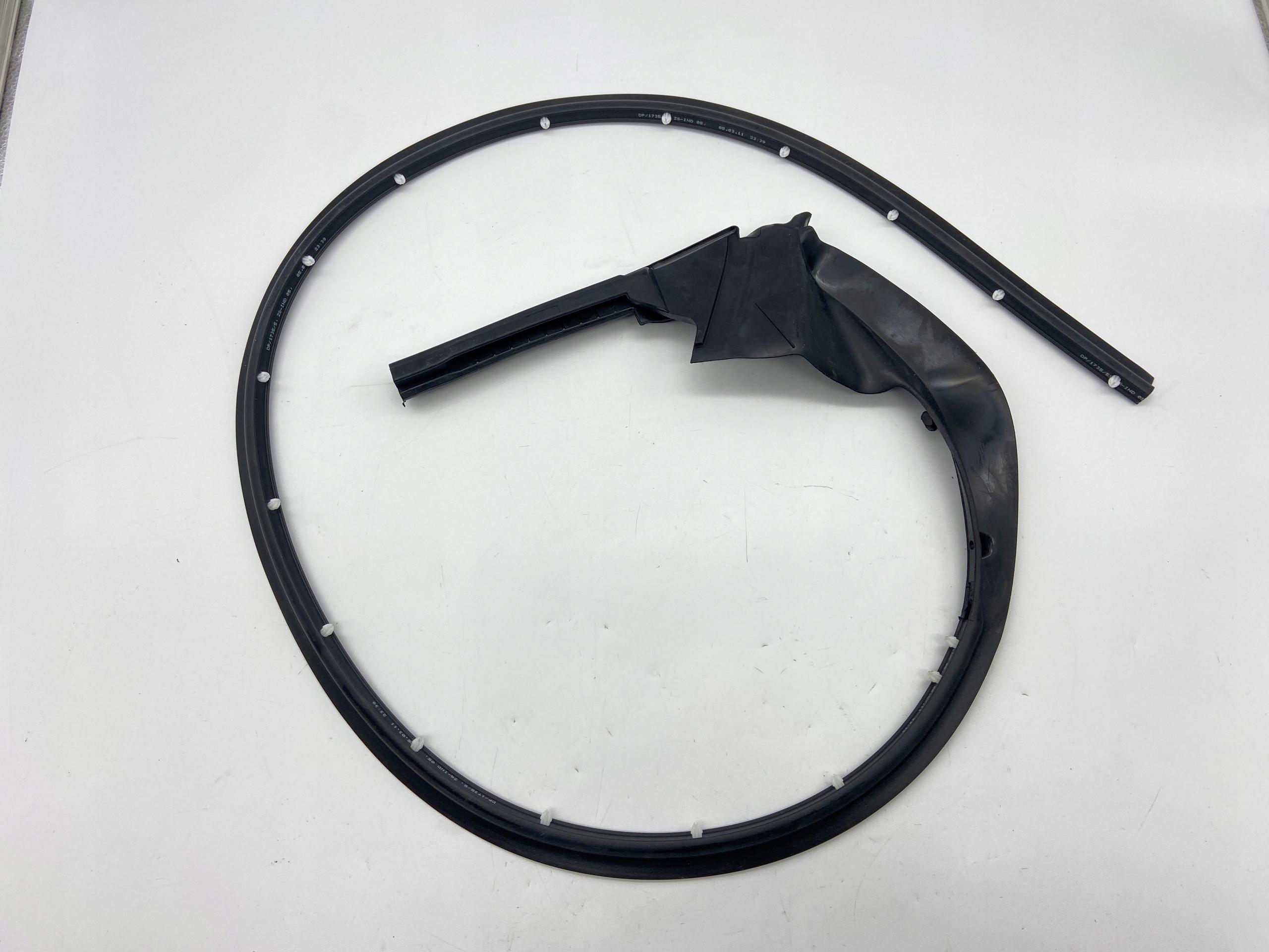 51357176778 - Новий ORG ущільнювач задньої правої двері BMW F07