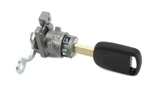 Новая вставка замок левой двери для HONDA ACCORD VII 4d