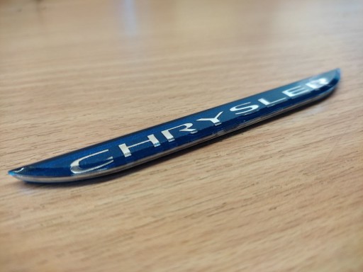 НОВЫЙ ЛОГОТИП ДЛЯ GRILLA CHRYSLER TOWN & COUNTRY 2011-16 ДОСТАВКА ЗНАЧКОВ В ПОЛЬШУ