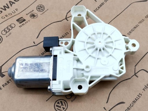 НОВИЙ ОРГАНІЗАЦІЙНИЙ ДВИГУН СТЕКЛОПІДЙОМНИК ПРАВИЙ AUDI A6 S6 C8 4K0959812