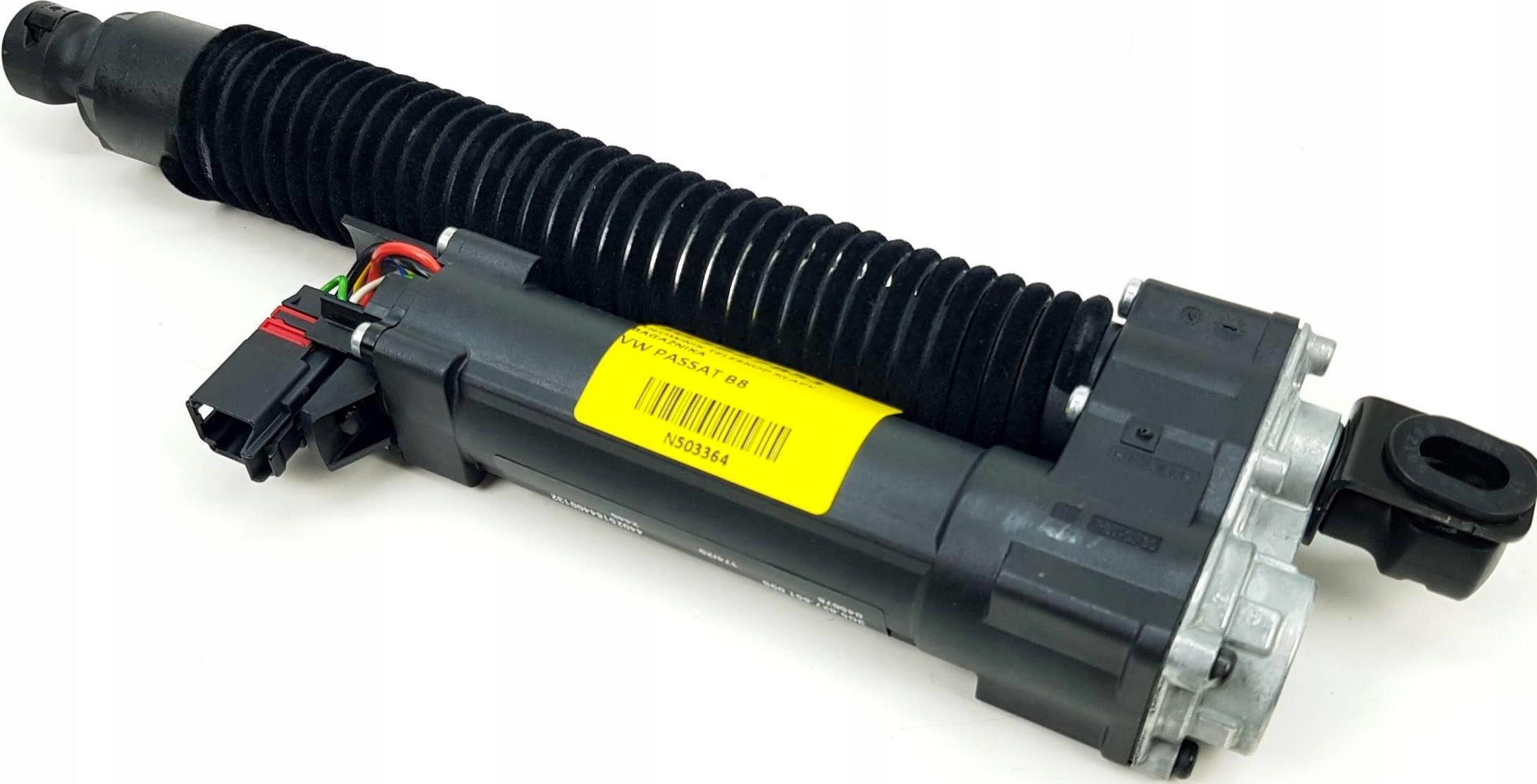 3G5827851A - Новый орг привод багажника VW PASSAT B8