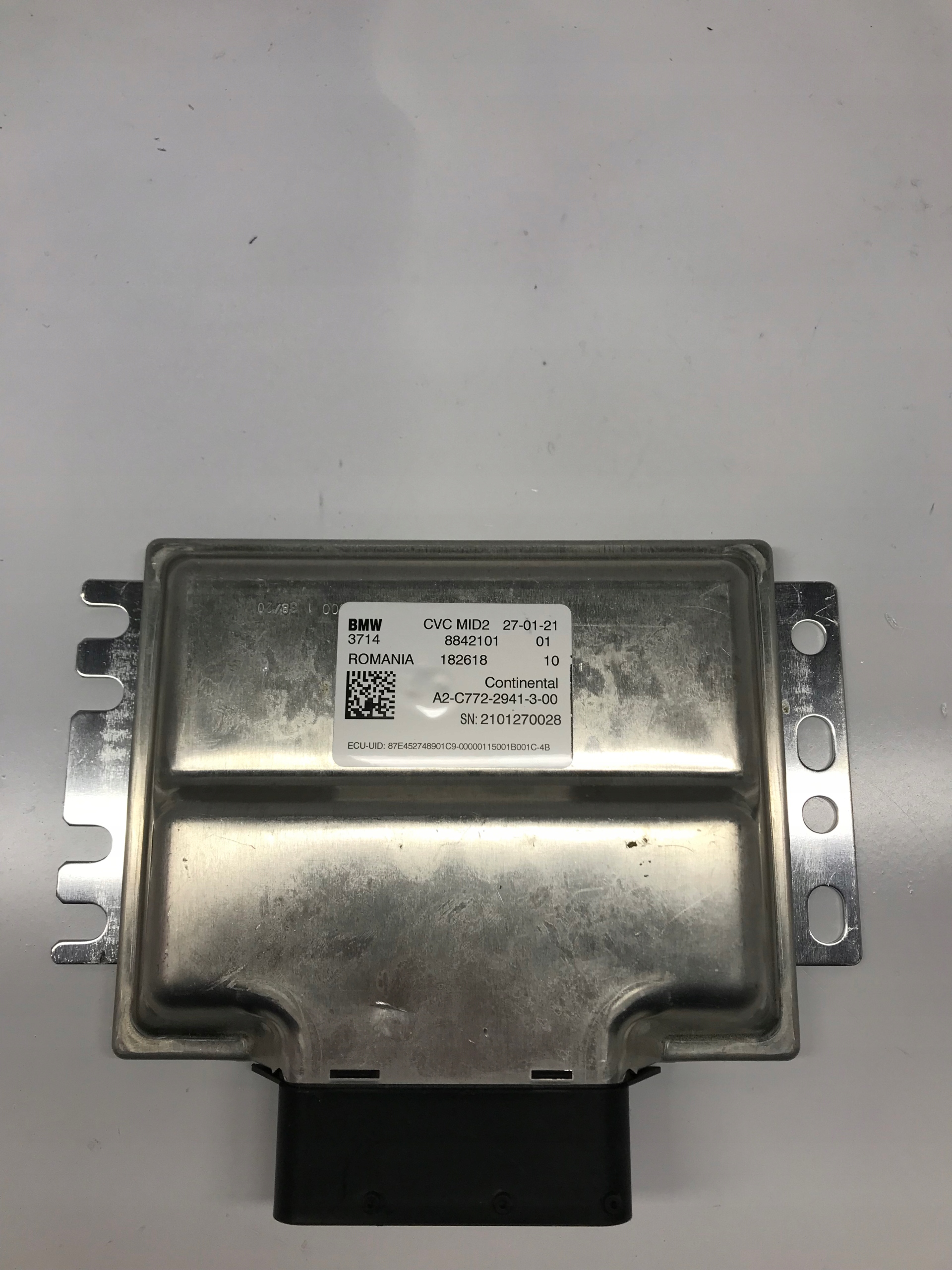 НОВИЙ БЛОК УПРАВЛІННЯ ПІДВІСКОЮ BMW 8842101