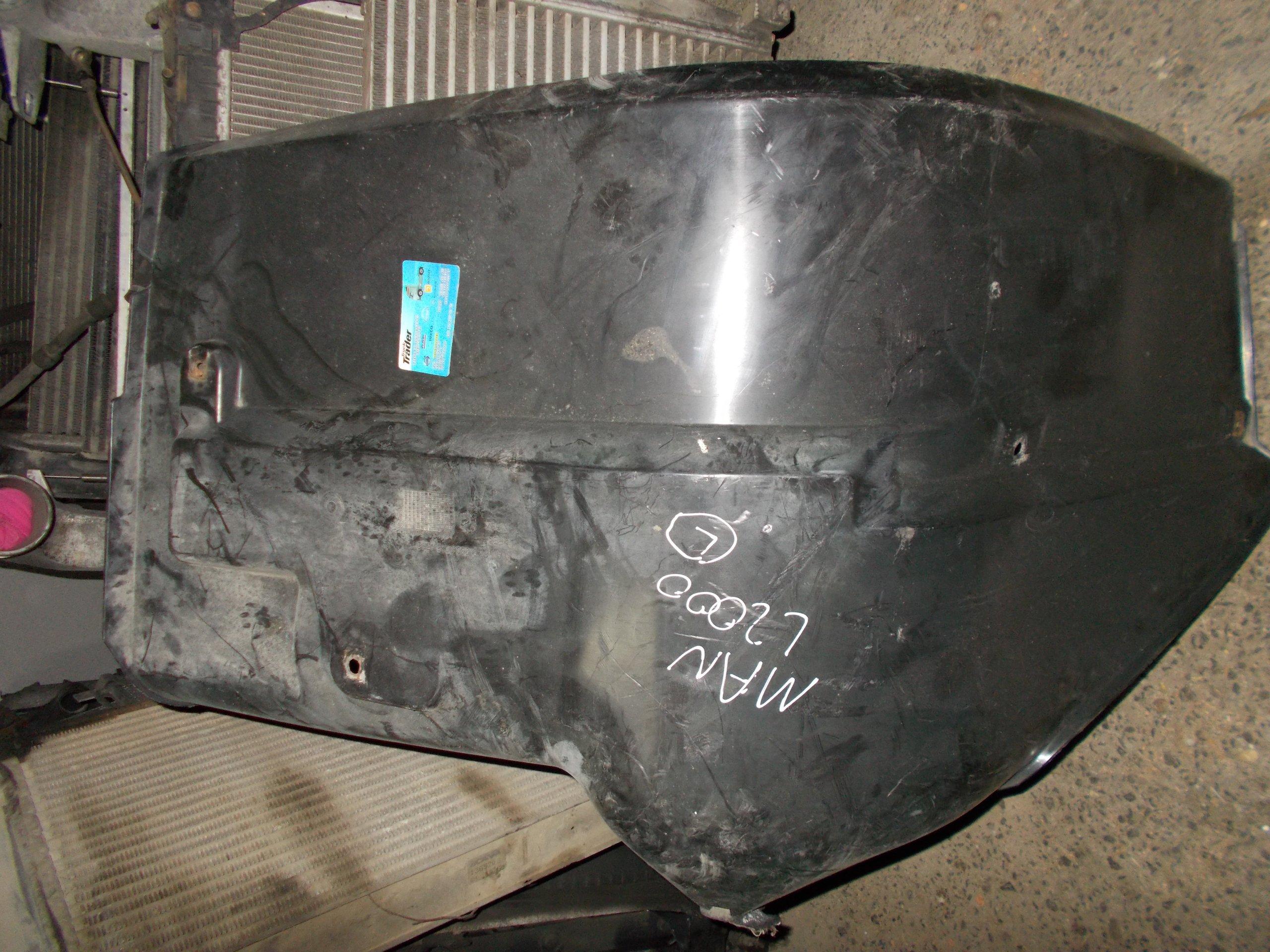 MAN L2000 левое крыло 85612300025