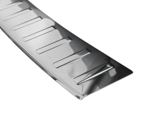 Накладка на задний бампер SKODA OCTAVIA III 5E 2013-2019 LIFTBACK