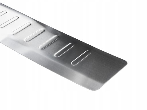 Накладка на задний бампер для VW PASSAT V B5.5 | 3БГ 2000-2005 КОМБИ