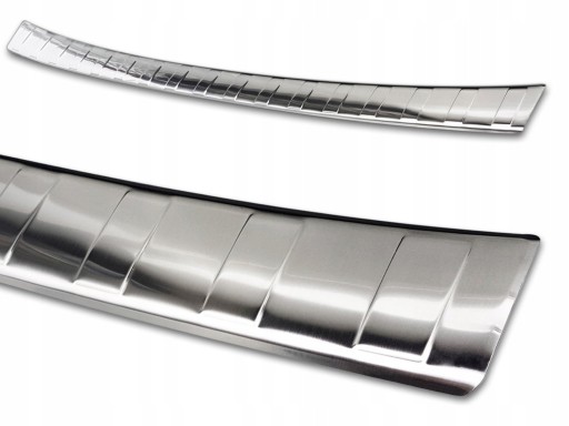 Защитная накладка на задний бампер FORD FOCUS IV 2018- KOMBI