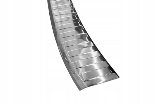 Накладна захисна планка на задній бампер для VOLVO XC60 I 2013-2017