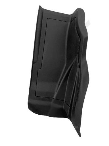 156139065 - Накладка правої кришки багажника Alfa Romeo Stel