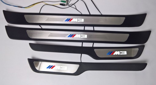 Светодиодные накладки на пороги для BMW 3 E90 M style