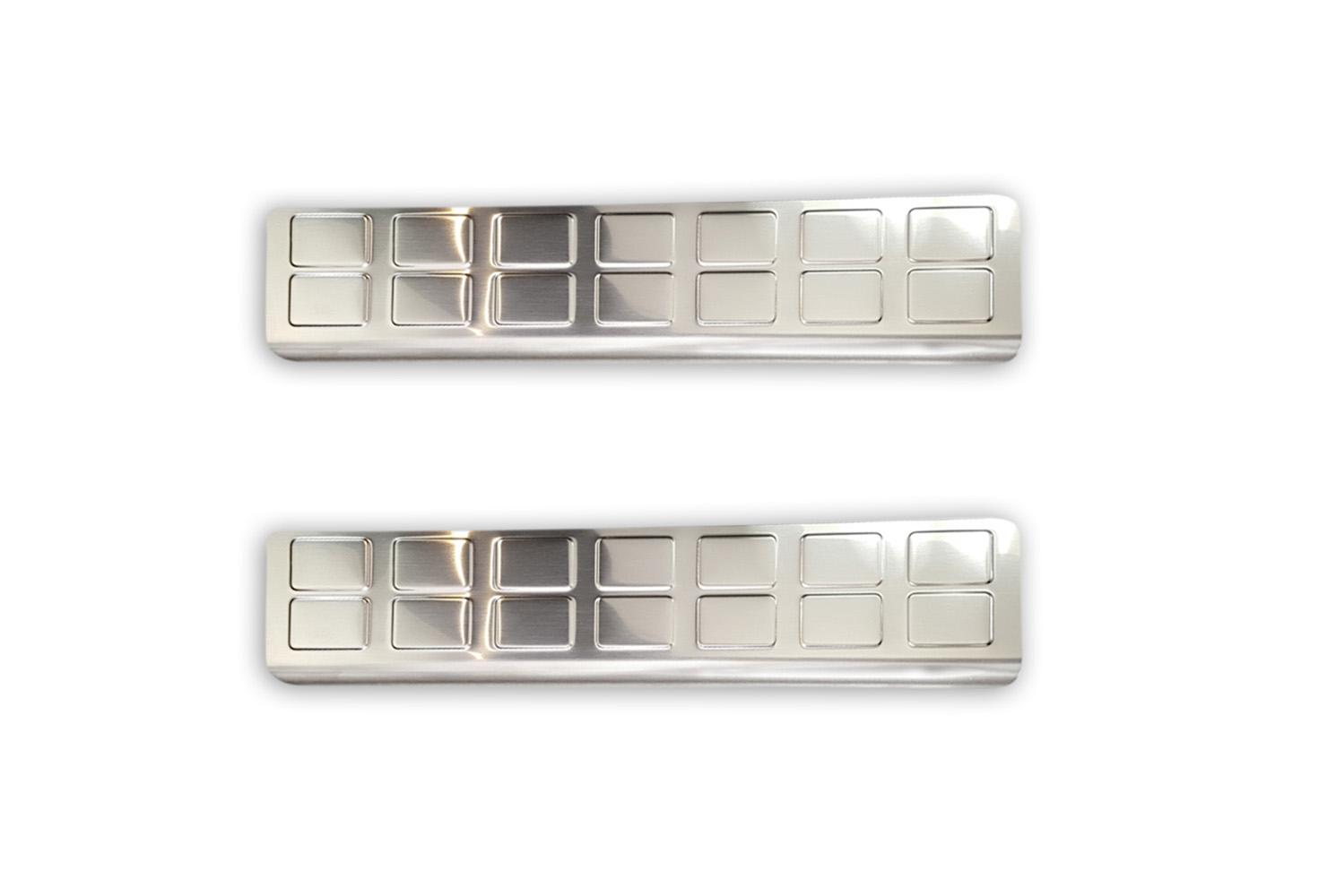 Накладки на пороги Peugeot Traveller