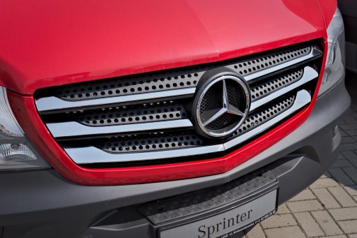 Mercedes Sprinter W906 FL чехлы на решетку радиатора