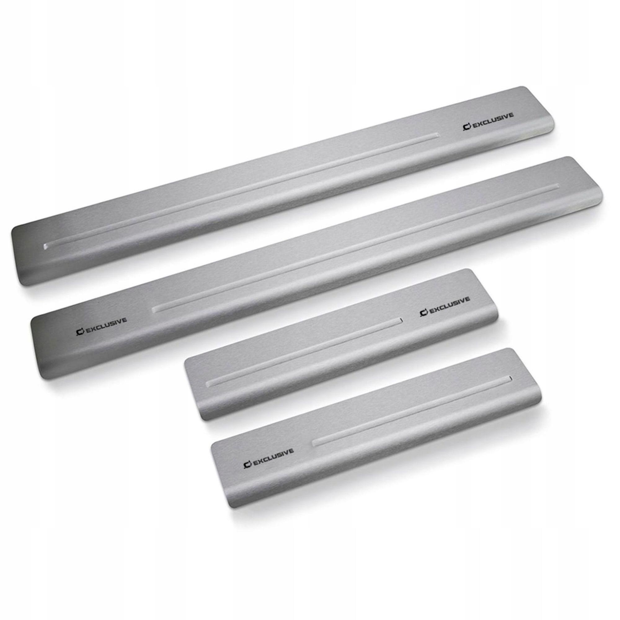 Накладки на пороги для Dacia Duster 2010-2017 4 шт