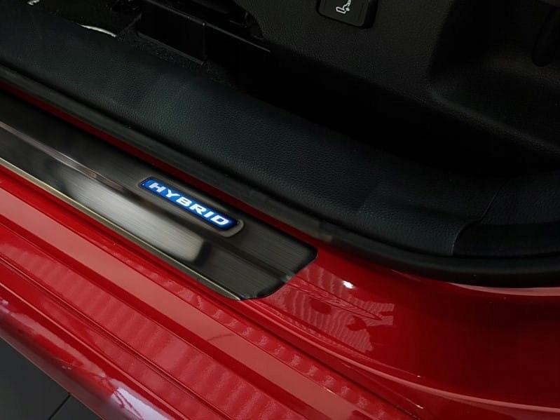 Накладки на пороги Toyota Corolla Cross та 2022+