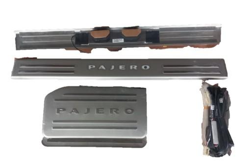 Накладки на пороги Mitsubishi Pajero IV