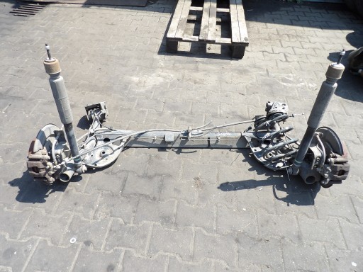 Підвіска задня балка nissan cube 1.6b