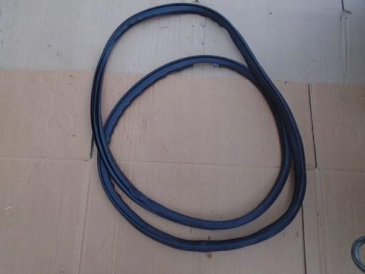 77999950000 - Nissan NP300 NAVARA D23 уплотнение двери левый задний