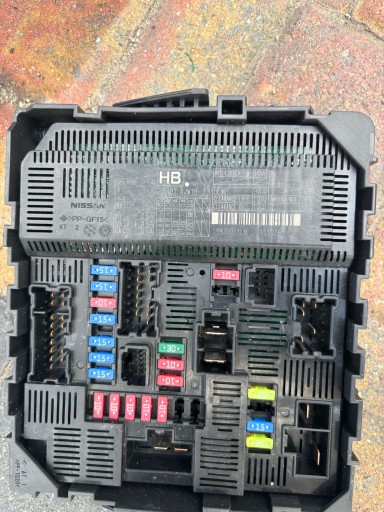 Nissan Navara D23 2.3DCi МОДУЛЬ BSI 284B7-4JW1B