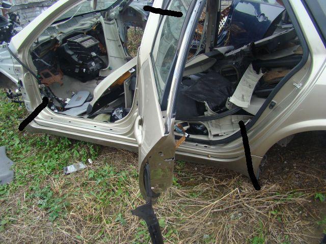 992241988511 - Nissan PRIMERA P12 левый правый порог стойки HB