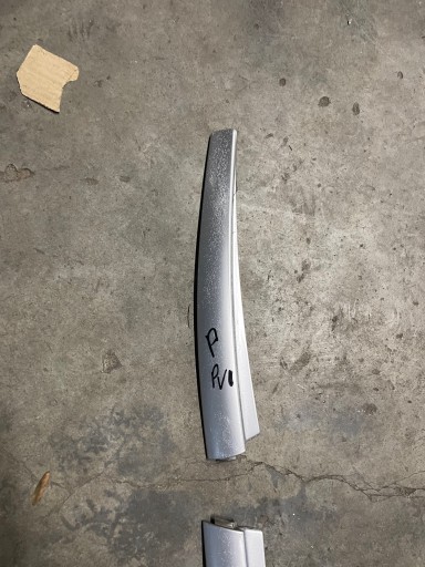 Nissan Qashqai II J11 КРЫШКА РЕЙКИ ПЕРЕДНЯЯ СПРАВА