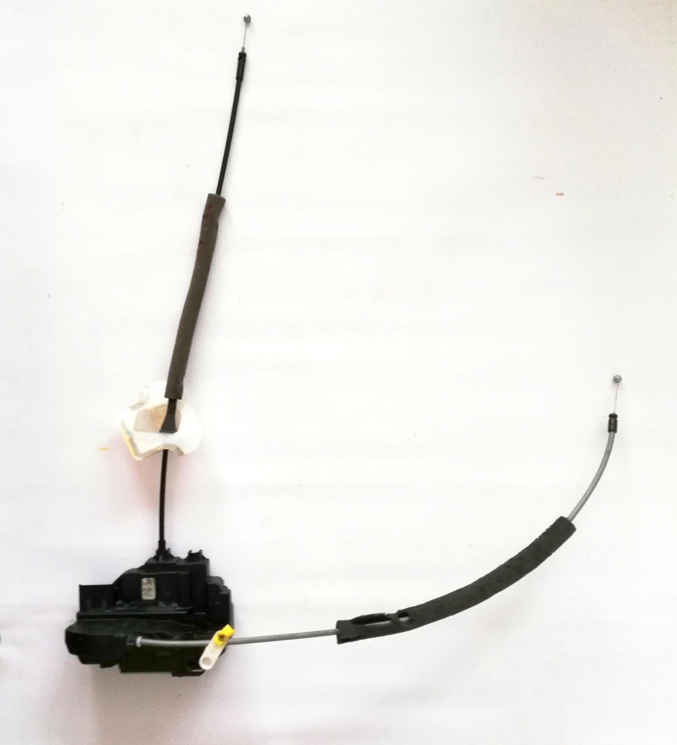 Nissan Qashqai J10 замок двери левый передний 6 pin EU