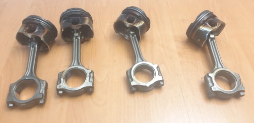 A2820300900 6R0 - Nissan Qashqai J11 1,3 DIG-T hr13 поршень шатун