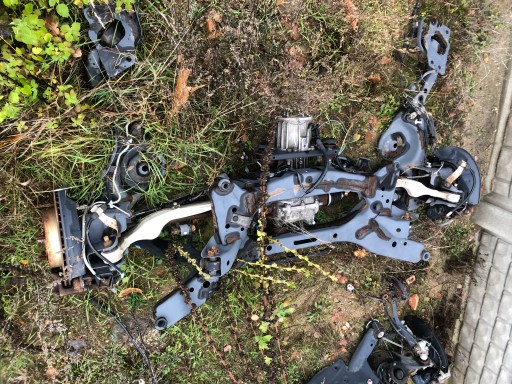 78 - Nissan x-trail t32 beam задній 4x4 dyfer axis