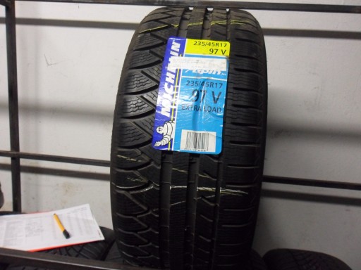 Нова шина Michelin Alpin PA3 235/45R17 97V XL