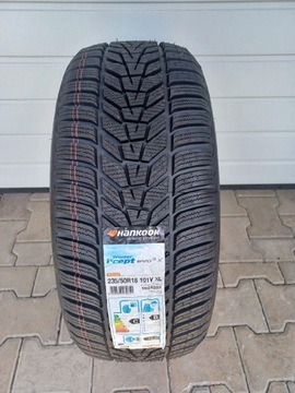 Нова шина Hankook i*cept evo3 x 235/50R18