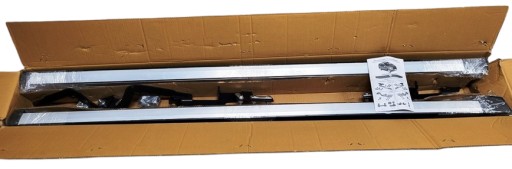 Нові оригінальні бічні підніжки Dacia Duster II Каталожний номер 7711940797