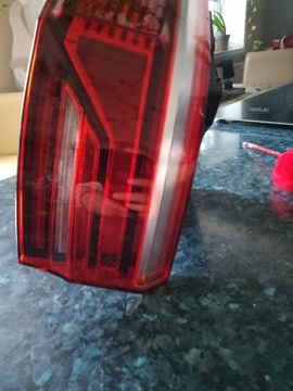 Нові задні світильники VW Transporter T7