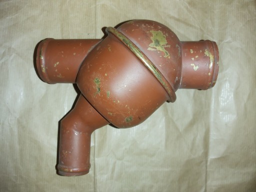 2542267 - Новый латунный корпус термостата бывшего производства