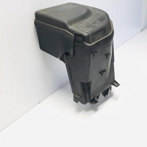 КОРПУС ПРЕДОХРАНИТЕЛЯ PARTNER BERLINGO III