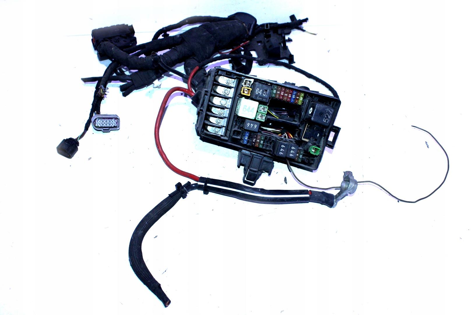 5Q0907361G - КОРПУС ЗАПОБІЖНИКА КОРОБКА VW GOLF VII