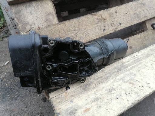 Корпус масляного фильтра AUDI A4 B7 2.0 TFSI 06F115397F