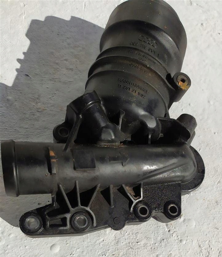 Корпус масляного фільтра AUDI A6 Q5 3.0 TDI 059115389T