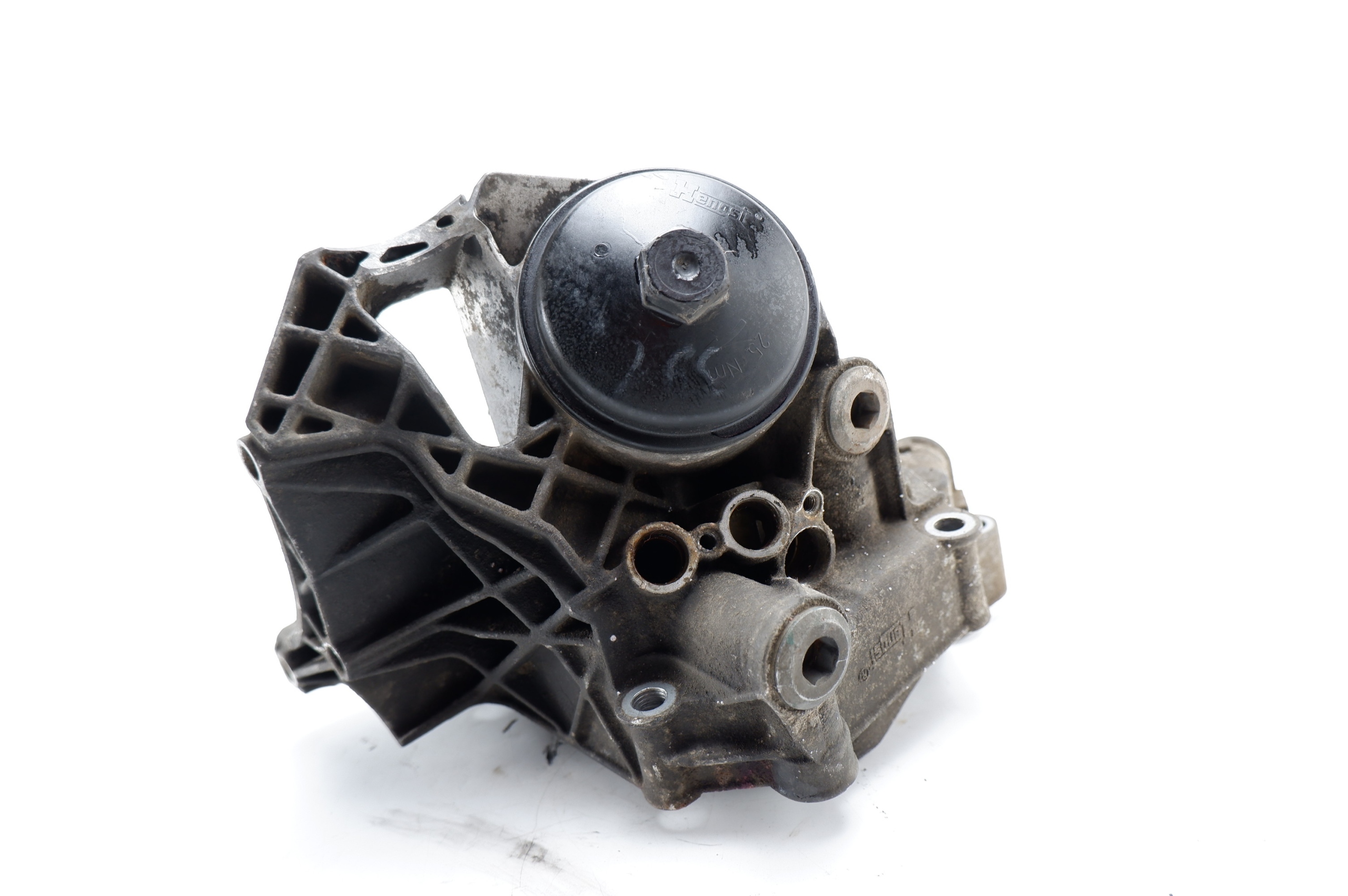 Корпус масляного фильтра AUDI A8 D3 4.2 077115401S