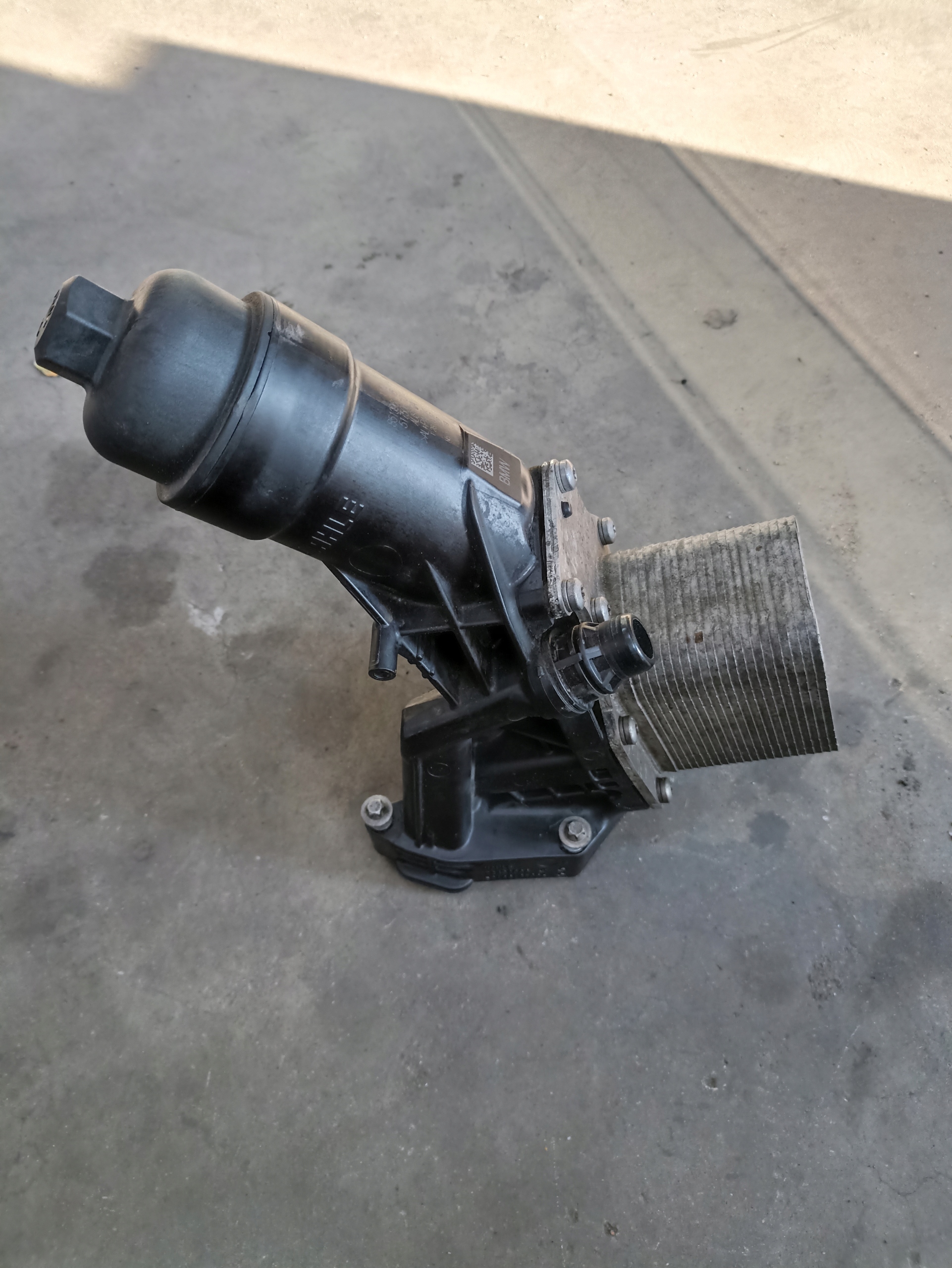 11428513963 - Корпус масляного фильтра BMW 8513963 B47 2.0 D G30 F30