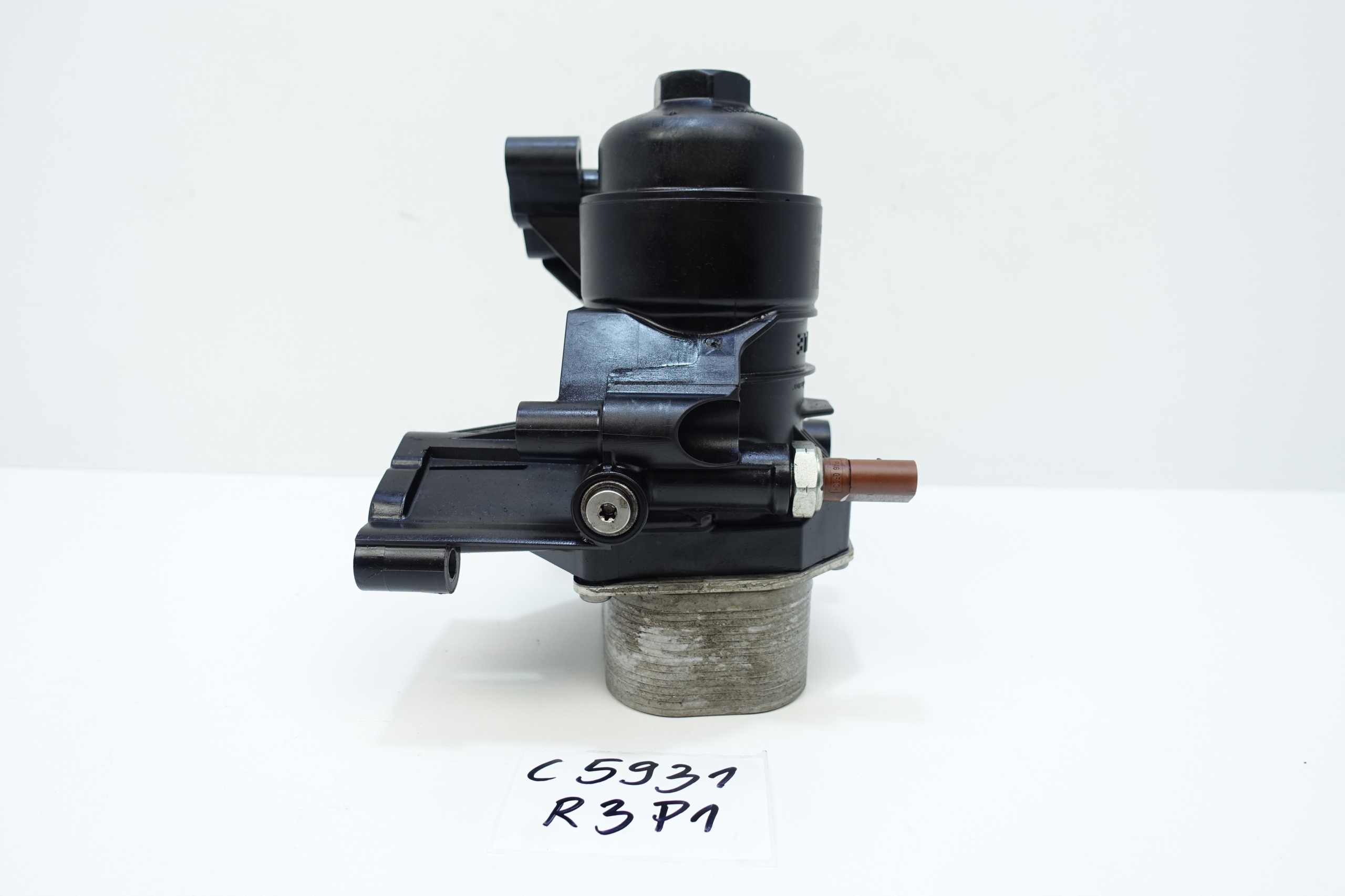 Корпус масляного фильтра VW T6 CRAFTER 03N115389P