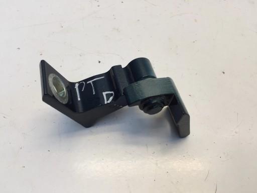 8X0831404F - OCTAVIA IV 2021 ДВЕРНА ПЕТЛЯ ПРАВА ЗАДНЯ НИЖНЯ