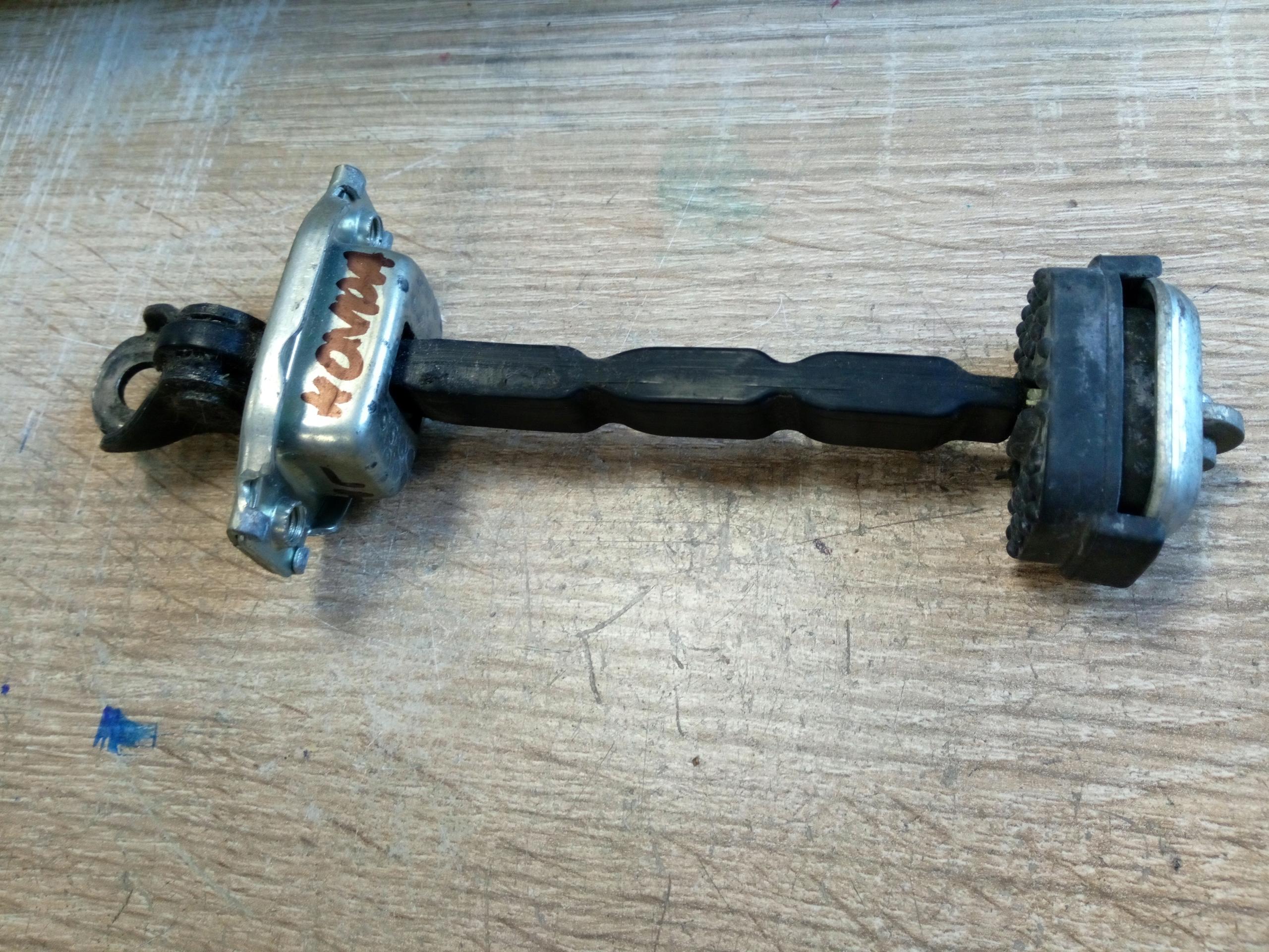 ОГРАНИЧИТЕЛЬ ДВЕРЕЙ HONDA ACCORD VIII.*