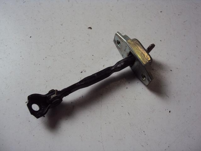 ОГРАНИЧИТЕЛЬ ДВЕРИ ЛЕВЫЙ ПЕРЕДНИЙ TOYOTA RAV-4 III 05-